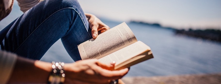 5 Travel Books to Satisfy Your Wanderlust Image