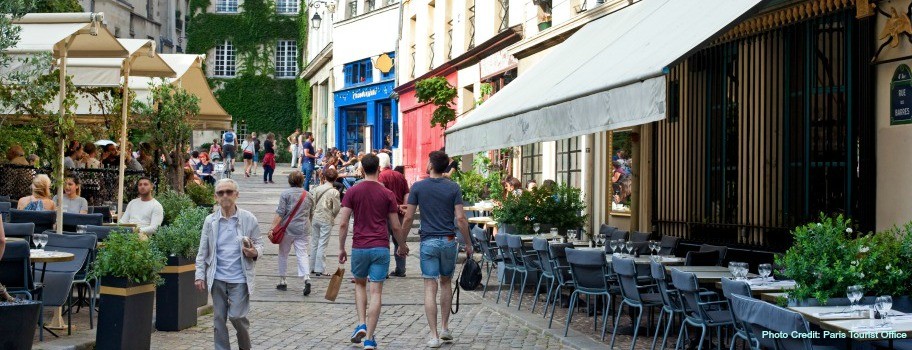Meeting the French: LGBT Guided Tour of the Marais Image