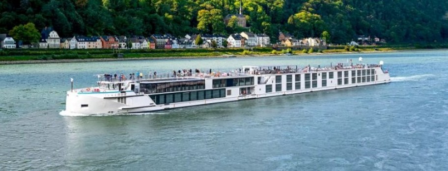 Riverside Luxury Cruises Image